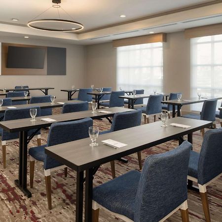 Hilton Garden Inn Fontana Kültér fotó
