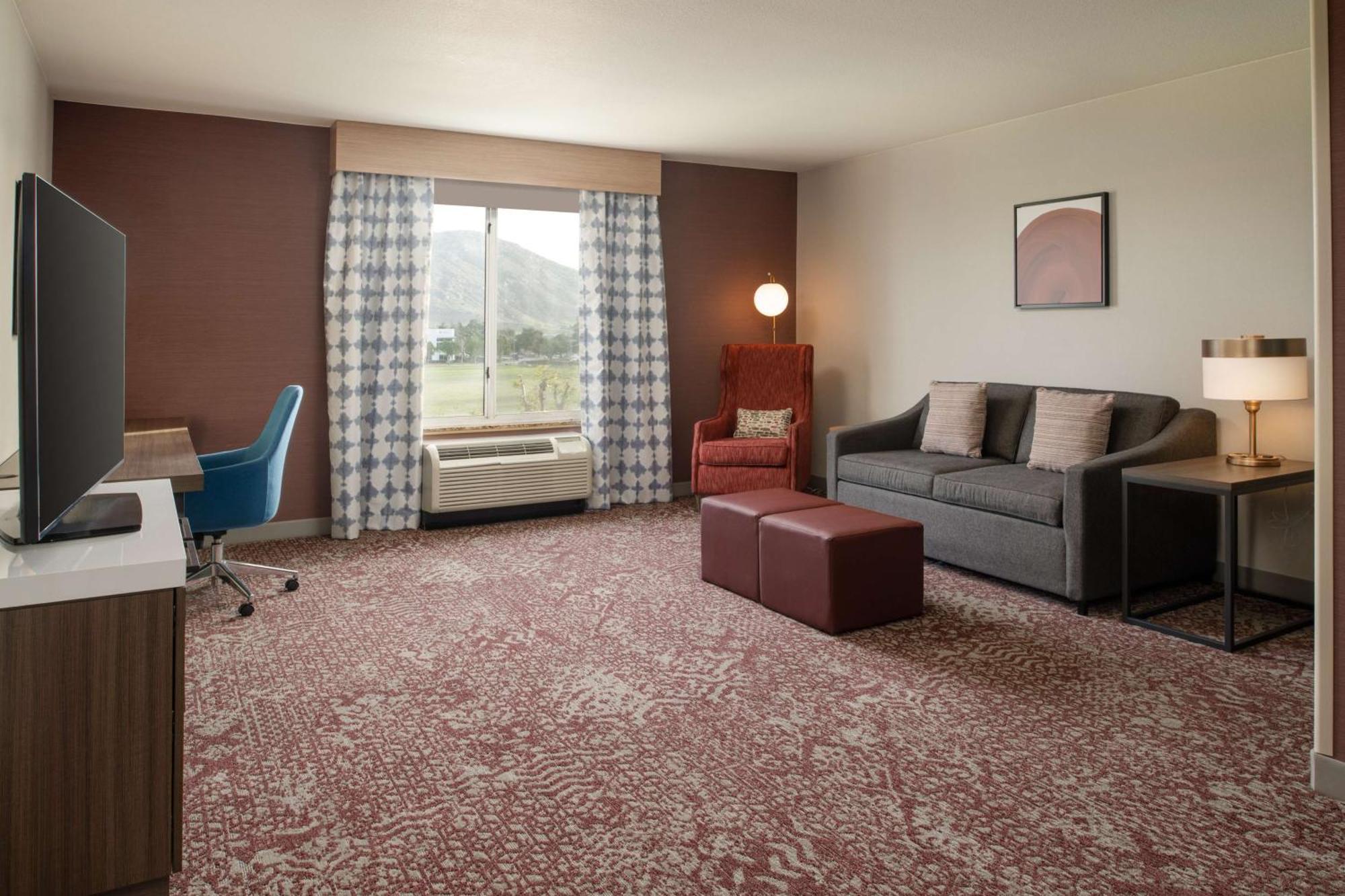 Hilton Garden Inn Fontana Kültér fotó