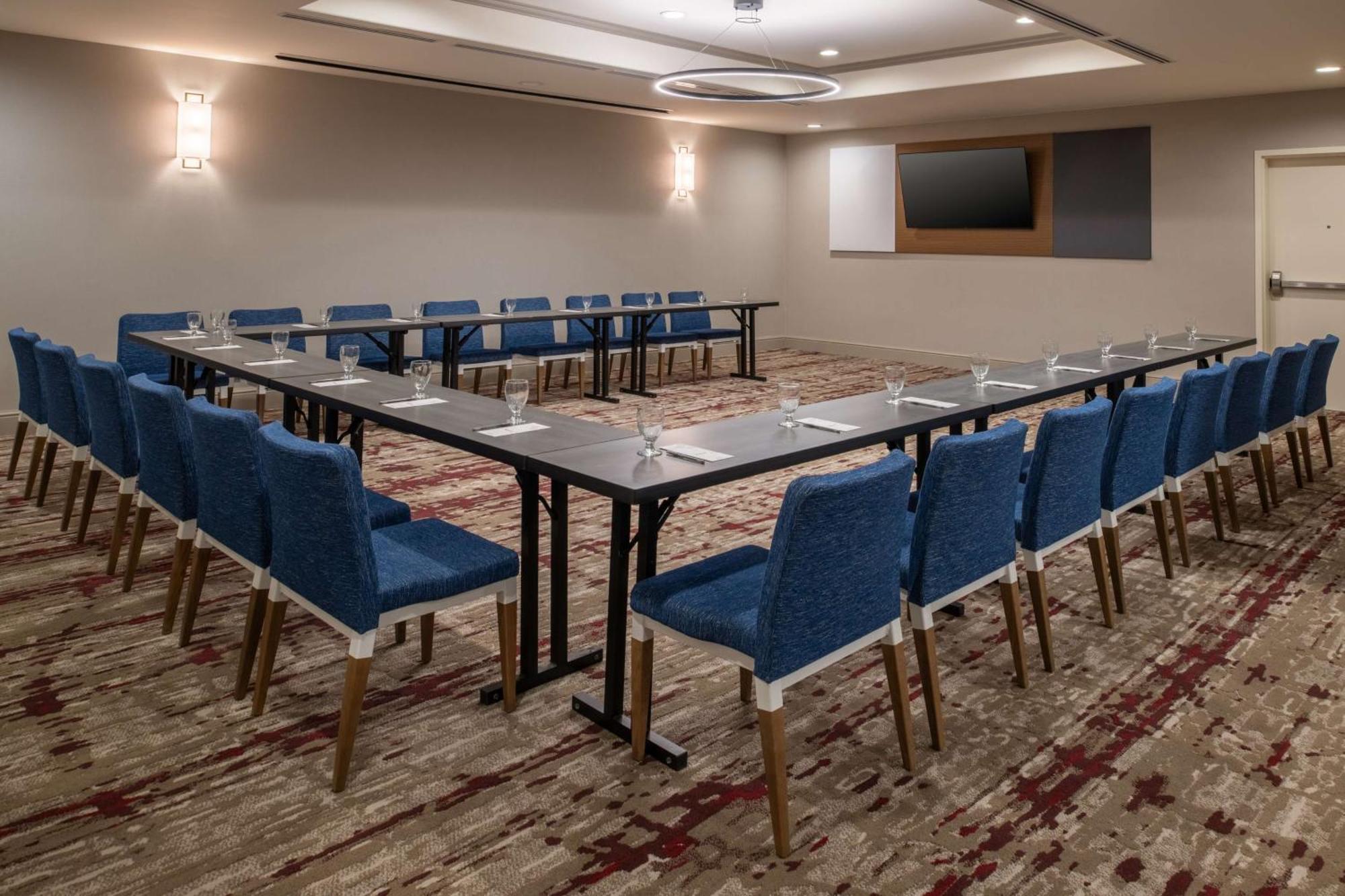 Hilton Garden Inn Fontana Kültér fotó