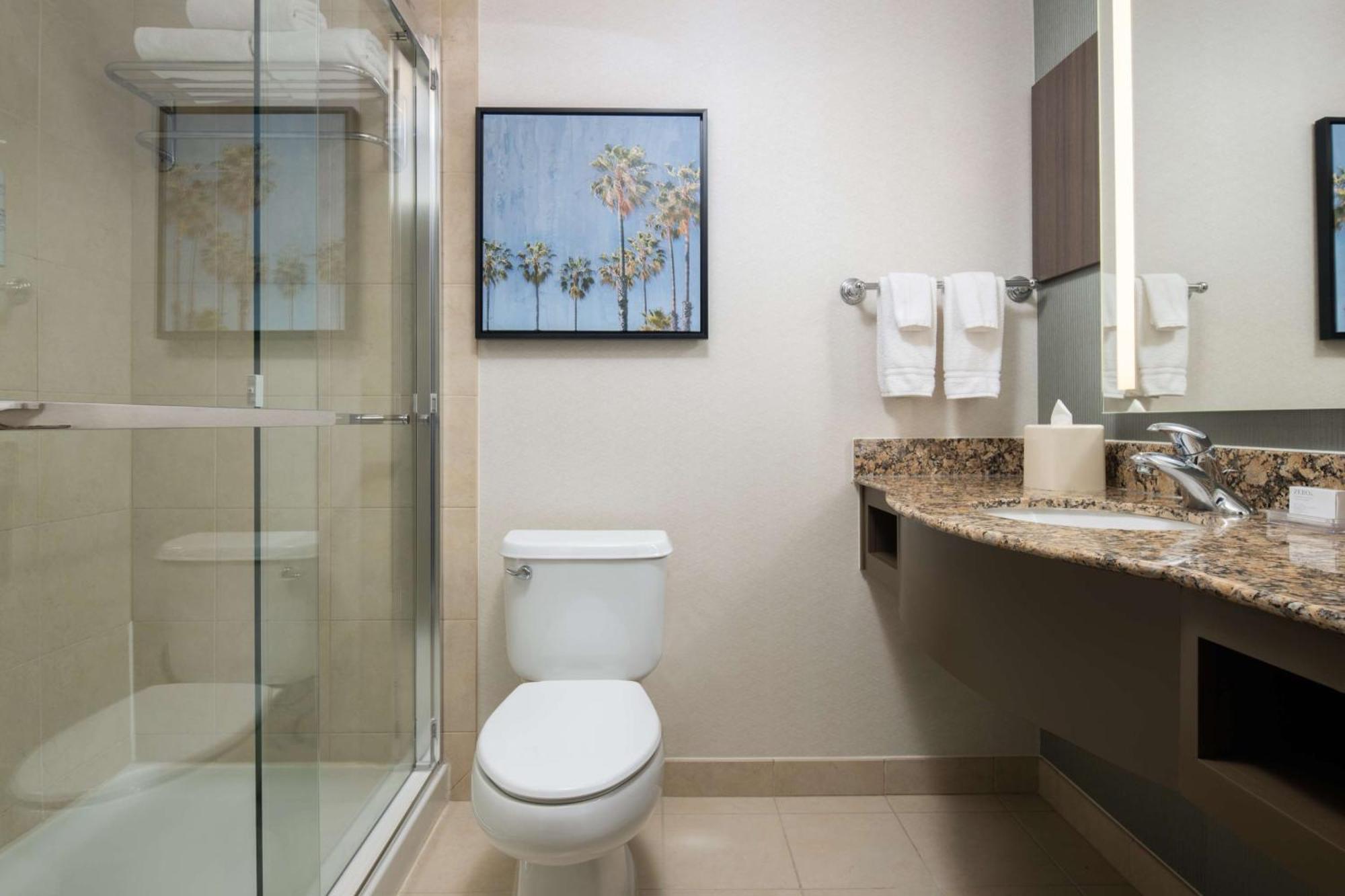 Hilton Garden Inn Fontana Kültér fotó