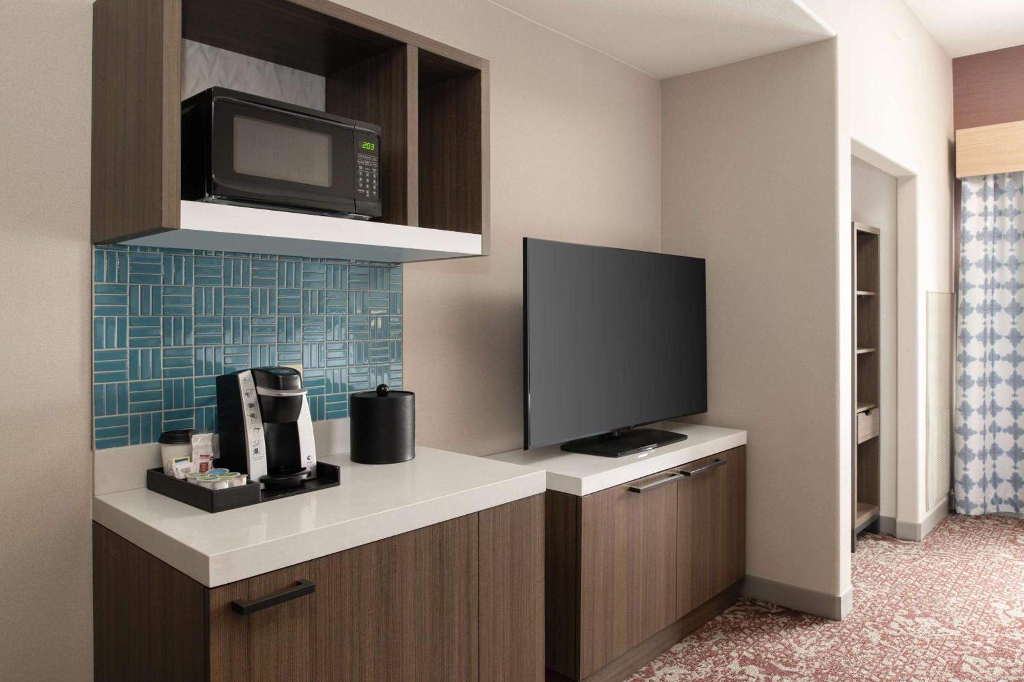 Hilton Garden Inn Fontana Kültér fotó