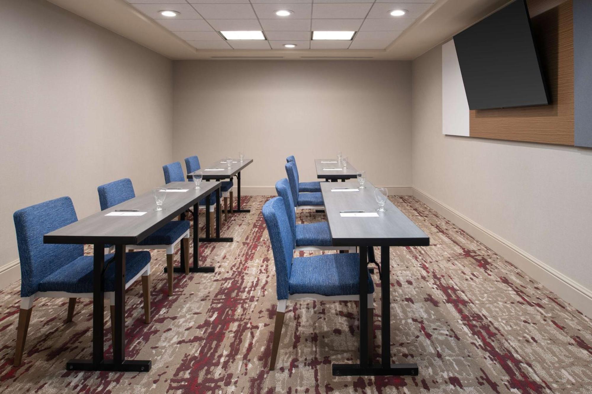 Hilton Garden Inn Fontana Kültér fotó